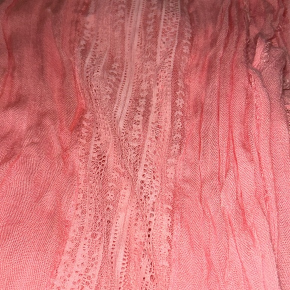 Scarf set LAST CHANCE BEFORE ITS DONATED - Picture 4 of 4